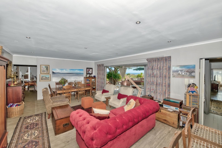 3 Bedroom Property for Sale in De Kelders Western Cape